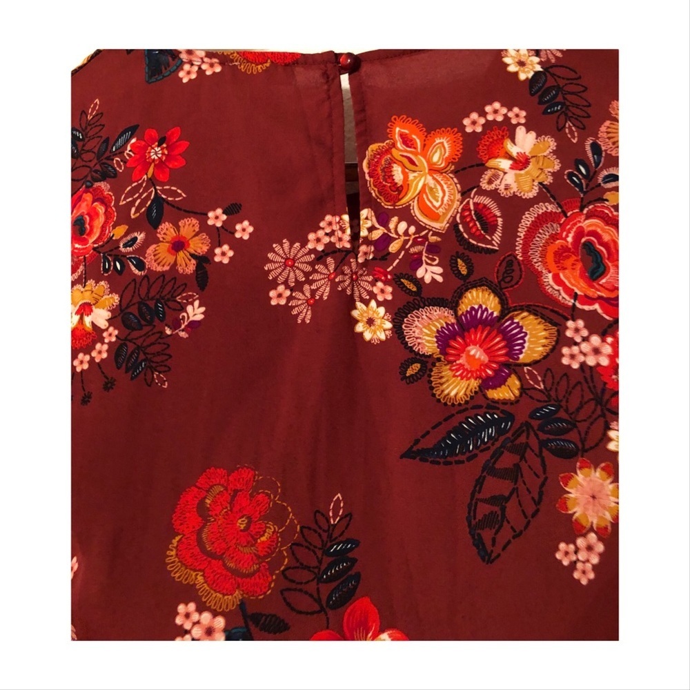 Lily White floral ribbon tied bell sleeved top - Picture 5 of 7